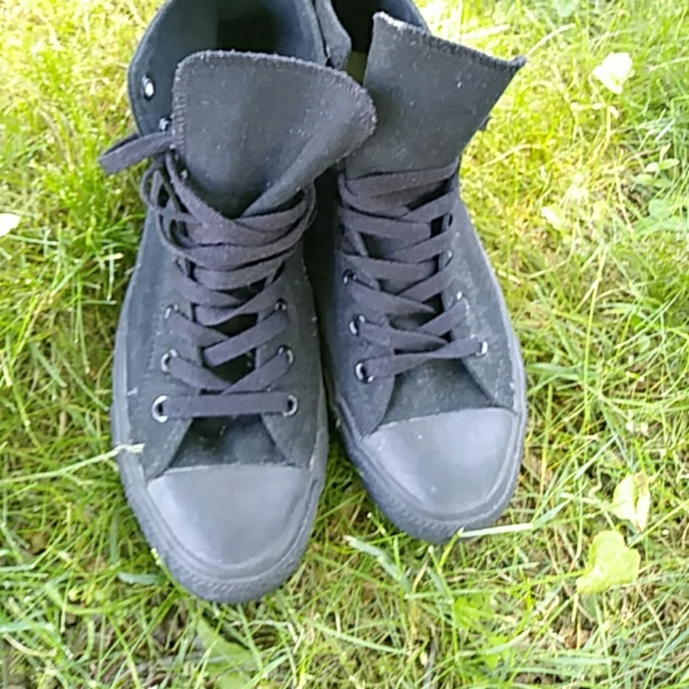 Black on black Converse All Stars